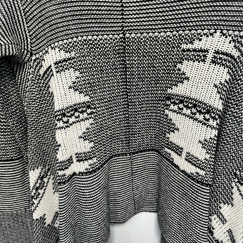 BB Dakota Women's Large Wool Blend Shawl Open Front Cardigan Sweater Black White - Picture 11 of 14